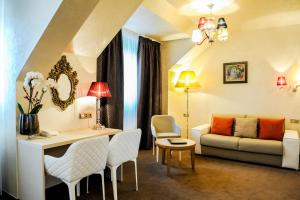 Posedenie v ubytovaní Myo Hotel Mysterius