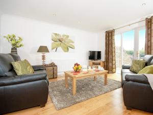Fotografie z fotogalerie ubytování Woodpecker-Qc1186 v destinaci Milford Haven
