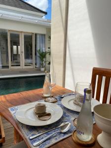 Fotografie z fotogalerie ubytování Evara Villas by Aayan v destinaci Tanah Lot