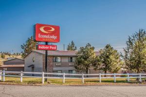 Certifikát, hodnocení, plakát nebo jiný dokument vystavený v ubytování Econo Lodge Inn & Suites Madras