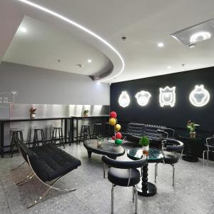 Posezení v ubytování Wohkoon者行孙青年酒店北京南站店