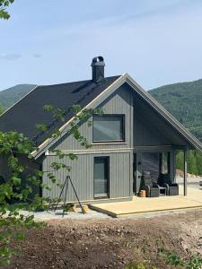 En generel udsigt til bjerge eller udsigt til bjerge taget fra feriehuset