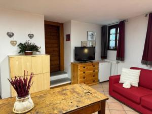 Et tv og/eller underholdning på Abri des Cimes, dormire tra pietra e legno CIR 0124