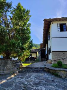 Fotografie z fotogalerie ubytování Хаджидимовата къща v destinaci Boženci