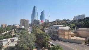 Nespecifikovaný výhled na destinaci Baku nebo výhled na město při pohledu z hotelu