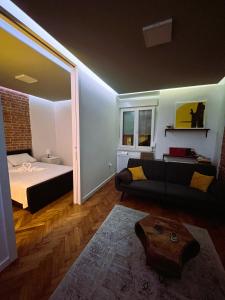 Postel nebo postele na pokoji v ubytování Knez Trpimir