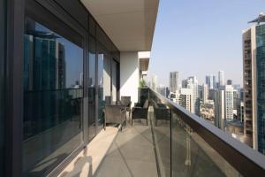 Balkón nebo terasa v ubytování Chic 2BR APT at Act One Act Two Near Burj Khalifa 3504