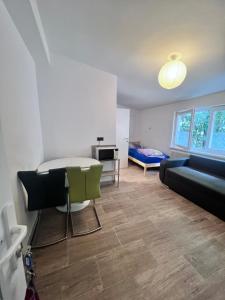 Posezení v ubytování TOP6 Zimmer für max 3Personen 1EB1DB