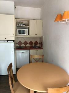 Η κουζίνα ή μικρή κουζίνα στο Appartement Chamonix