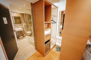 Koupelna v ubytování Hotel Eden Wellness