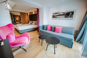 Posezení v ubytování Hotel Eden Wellness + 37 fotografií