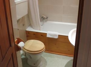 Koupelna v ubytování Hotel Sylvana + 23 fotografií