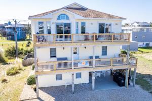 Imagen de la galería de Walking On Sunshine, en Sanderling