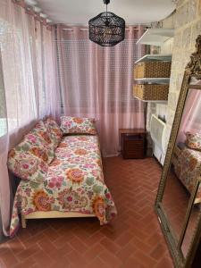 Vuode tai vuoteita majoituspaikassa Cassis appartement vue mer balneo
