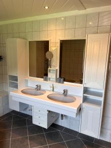 Kúpeľňa v ubytovaní Home-Schusterwastl