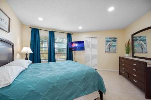 TV/trung tâm giải trí tại 3608 Orlando Vacational 1st floor