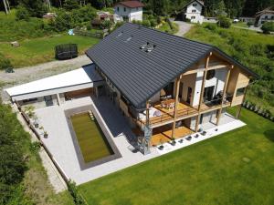 Budova, kde se apartmán nachází + 8 fotografií