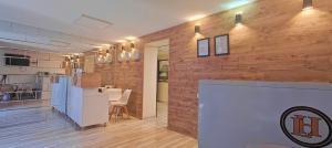 Cucina o angolo cottura di Light Hotel
