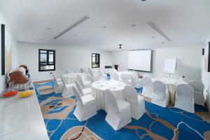 Sunway Tabuk Hotel商务区和/或会议室