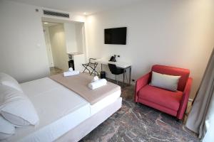 Rúm í herbergi á Durres Bay Hotel
