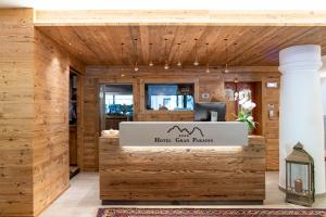 Vstupní hala nebo recepce v ubytování Hotel Gran Paradis + 37 fotografií