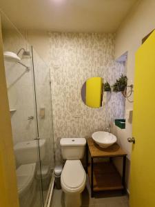 Ένα μπάνιο στο Mascomunal hostel