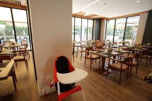 Veitingastaður eða matsölustaður á Durres Bay Hotel