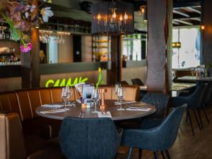 Nápoje v ubytování Stylish Chalet in the Woods