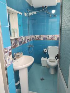 Phòng tắm tại Guesthouse Shyti 2