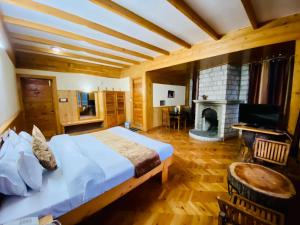 Postelja oz. postelje v sobi nastanitve The Vashisht, Manali - A Four Star Luxury Hotel