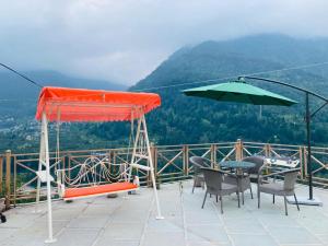 Splošen pogled na gorovje oz. razgled na gore, ki ga ponuja hotel