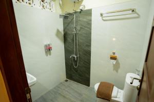 Koupelna v ubytování Yuwono Hotel & Villa Malioboro
