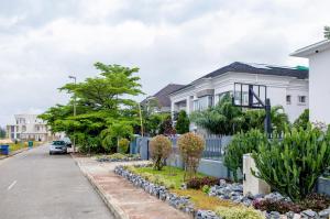 Κήπος έξω από το LEKKI SECRET MANSION 'n' SWIMMING POOl +37 φωτογραφίες
