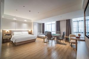תמונה מהגלריה של Poltton International Apartment - Guangzhou Panyu Government Affairs Center בXuwen