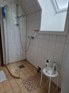 Koupelna v ubytování Naturnära enkel rum B&B i Uppsala Ramstalund
