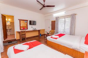 Letto o letti in una camera di Basundhara Resort Pokhara