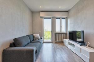 TV a/nebo společenská místnost v ubytování P2 Sweet Apartment Lake View&Pool