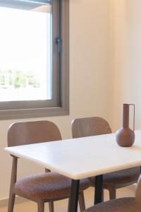 Foto dalla galleria di Palm View Suites a Kourouta