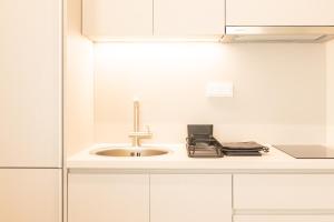 Foto dalla galleria di Palm View Suites a Kourouta