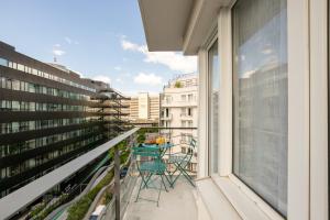 Μπαλκόνι ή βεράντα στο Sweet'Issy - Balcon - Parking - Climatisation - WIFI - MyBestLoc