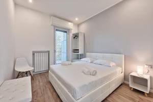 Postel nebo postele na pokoji v ubytování P1 Sweet Apartment Lake View&Pool + 22 fotografií