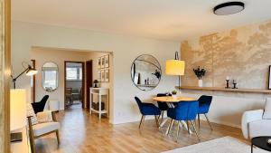 Χώρος καθιστικού στο Moderne Wohnung - 89m2 - 3 min zum Bahnhof & City +21 φωτογραφίες