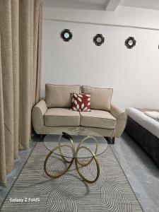 A seating area at City haven Accommodation studios by Jeyem-Nandwa Ivy kileleshwa