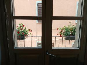 Foto dalla galleria di A room in the 'borgo' a Dogliani Altre 20 foto