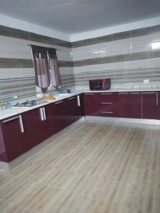 Kuchyň nebo kuchyňský kout v ubytování Tezdaine villa