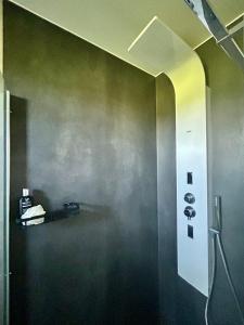 a room with a wall with aperature at SECOND HOME Banovci in Veržej