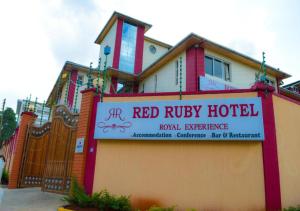 Building kung saan naroon ang hotel