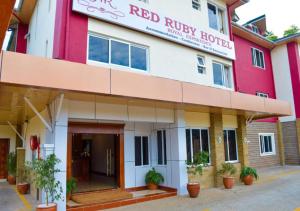 Building kung saan naroon ang hotel