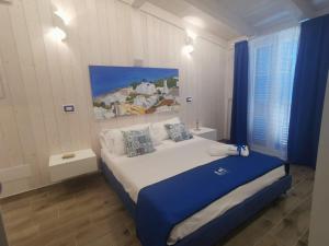 B&B Santorini客房内的一张或多张床位