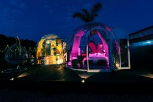 Bazén v ubytování J&L Glamping nebo v jeho okolí